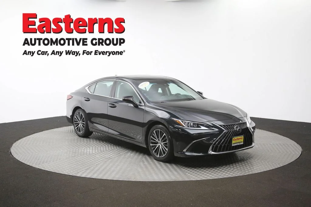 Used 2023 Black Lexus 350 image 52