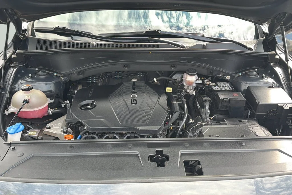 Used 2023 Gray Hyundai SEL image 10