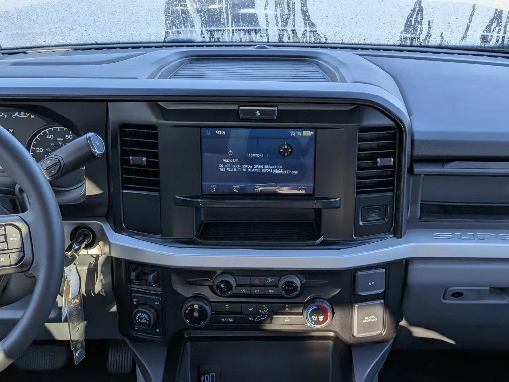 New 2027 Carbonized Gray Metallic Ford F-250® XLT image 14