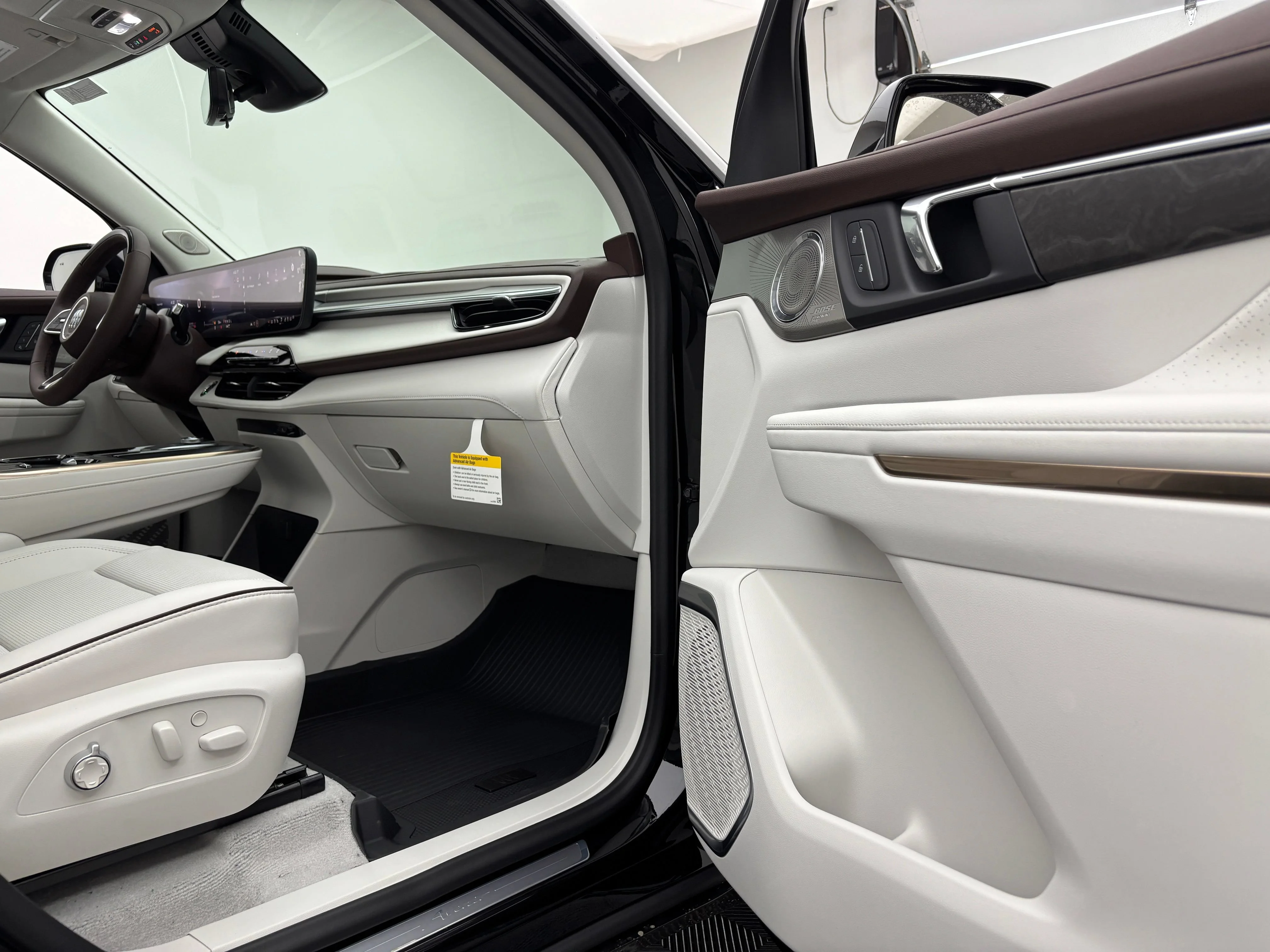 2026 Buick Enclave Avenir - Photo 38