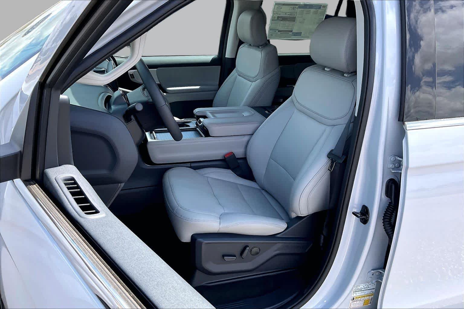 New 2026 Space Silver Metallic Ford Active image 9