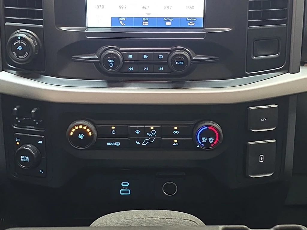 Used 2021 Stone Gray Metallic Ford XLT image 21