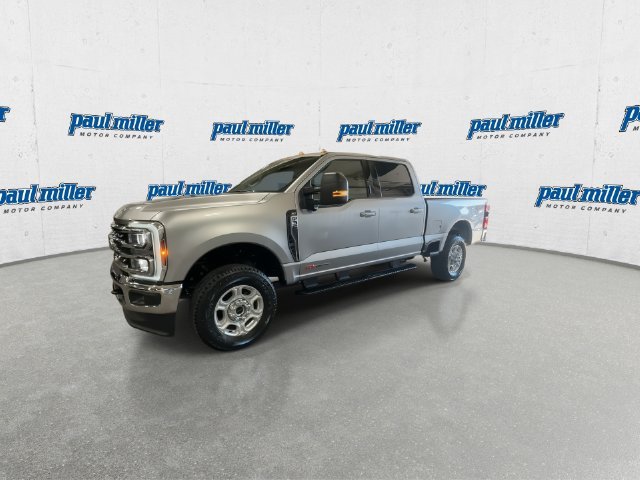 New 2027 Silver Ford XLT image 5