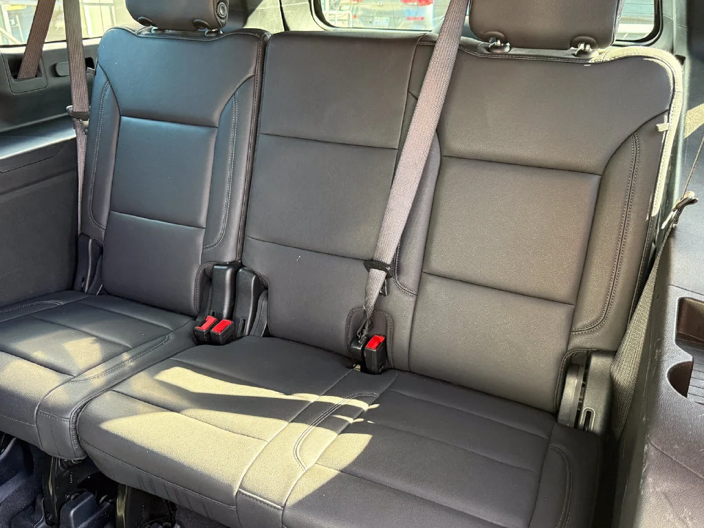 Used 2025 Black Chevrolet Z71 image 5