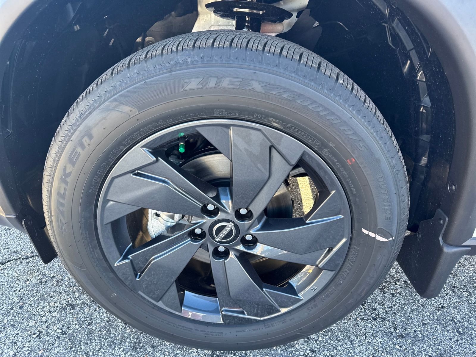 New 2026 Nissan Rogue SV 4D Sport Utility