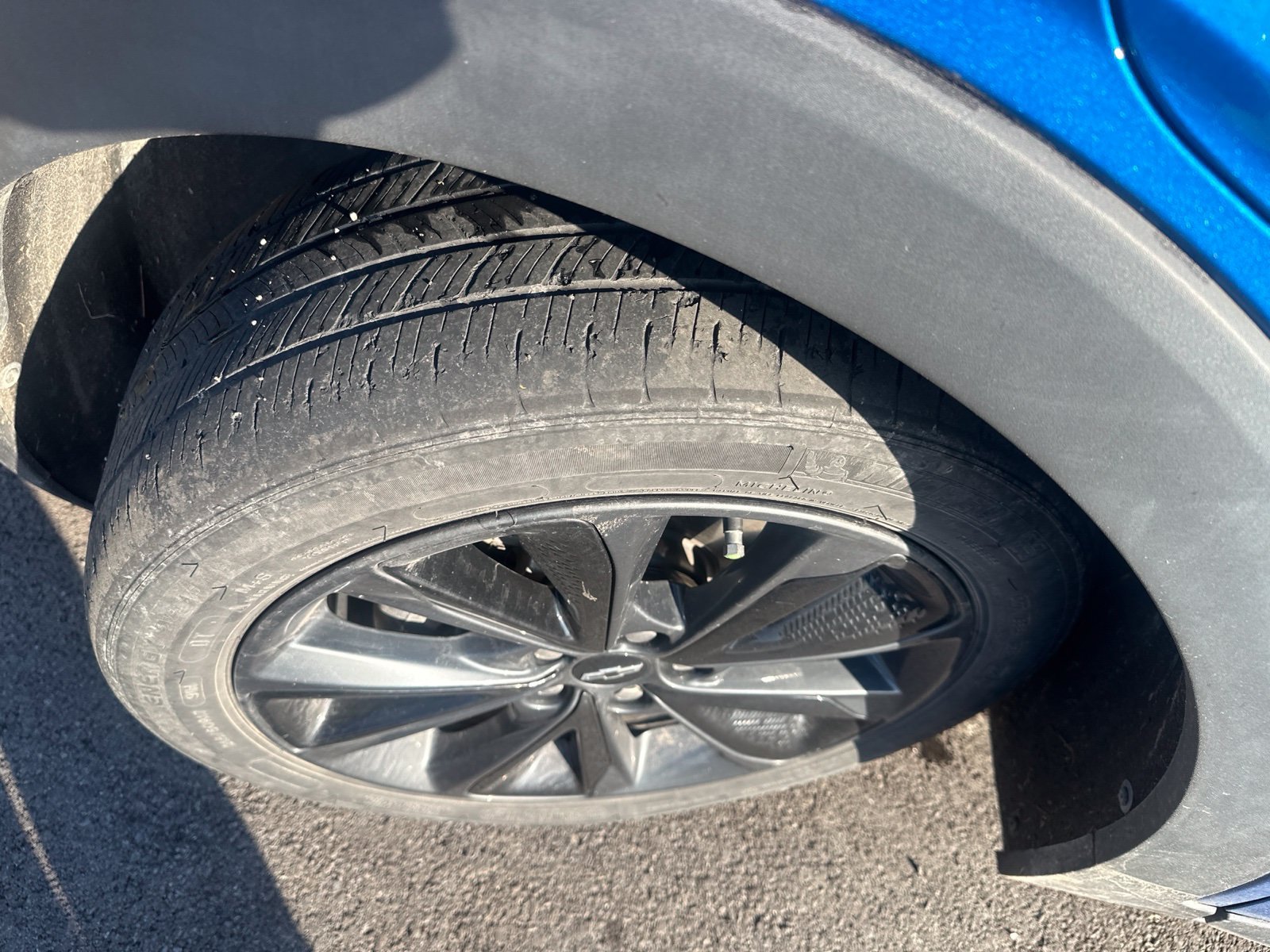 Used 2022 Blue Chevrolet Premier image 18