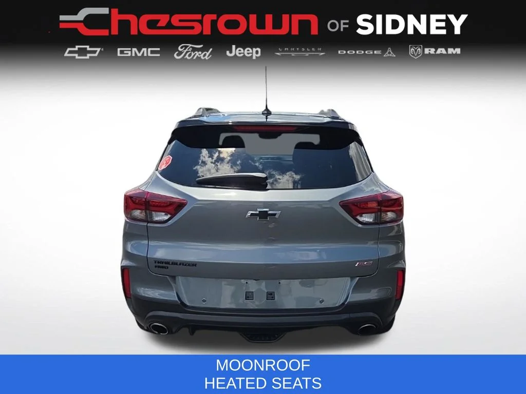 Used 2021 Gray Chevrolet RS image 6