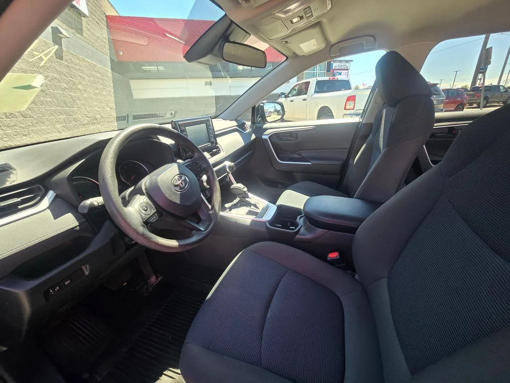 Used 2022 Midnight Black Metallic Toyota LE image 8