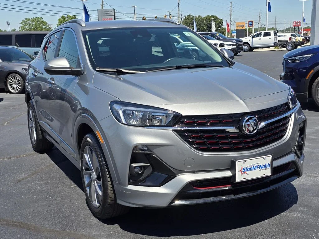 Used 2023 Moonstone Gray Metallic Buick Select image 3