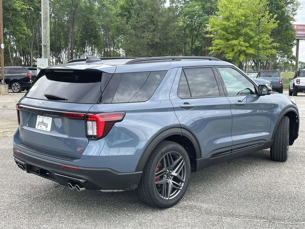 New 2026 Blue Ford ST image 3
