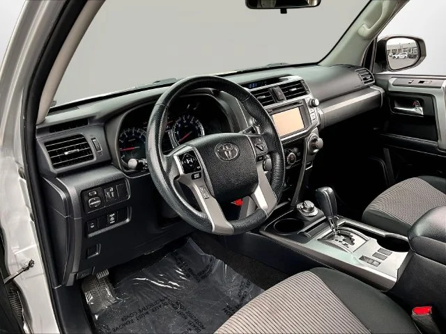 Used 2019 Silver Toyota SR5 image 19
