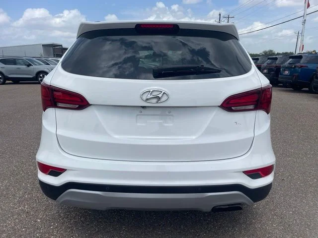 Used 2018 White Hyundai 2.4 Base image 8