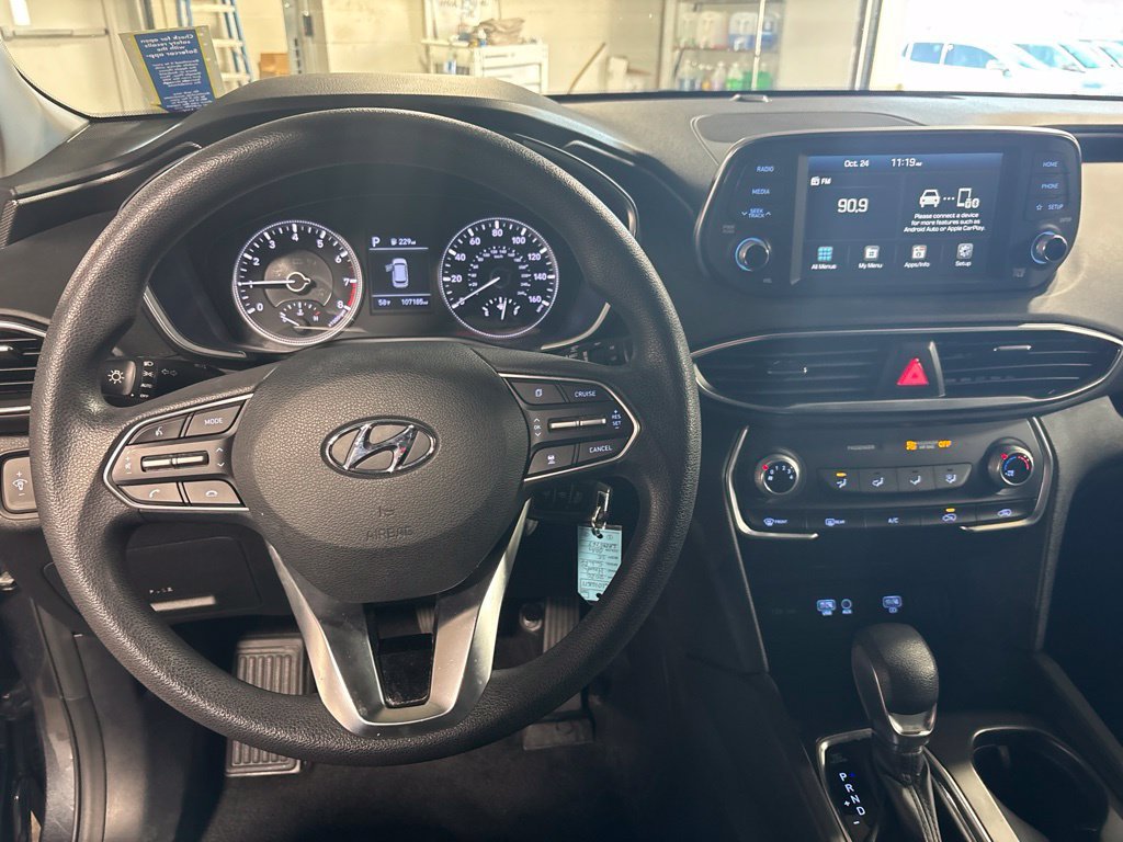 Used 2020 Gray Hyundai SE image 14