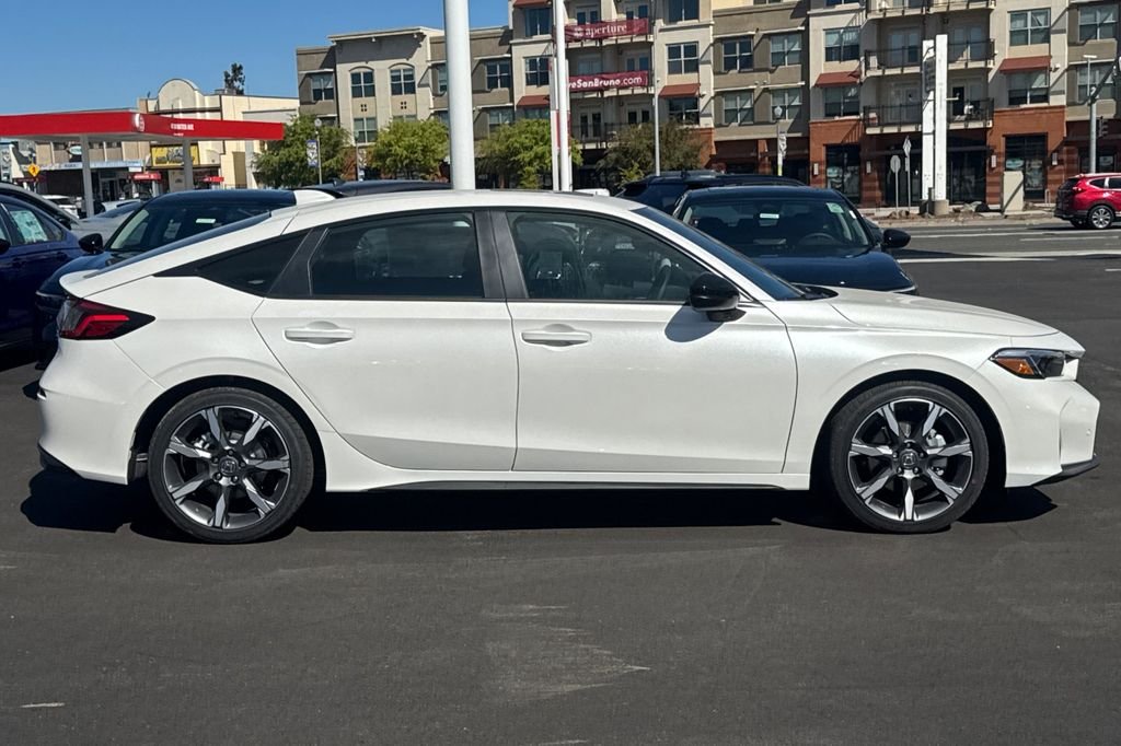New 2026 Platinum White Pearl Honda Sport Touring image 3