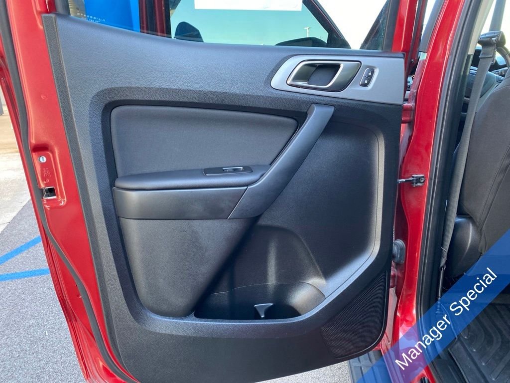 Used 2021 Red Ford XLT image 29