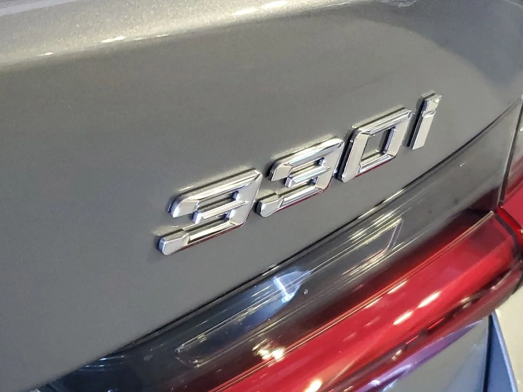 New 2026 Skyscraper Grey Metallic BMW 330i image 6