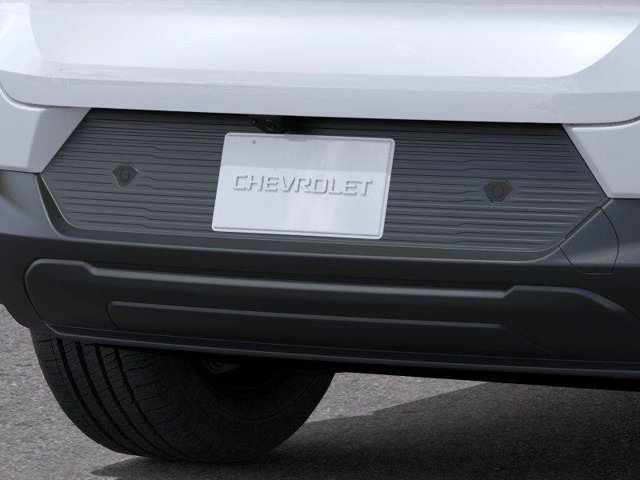 2026 Chevrolet Equinox EV photo 14 of 32