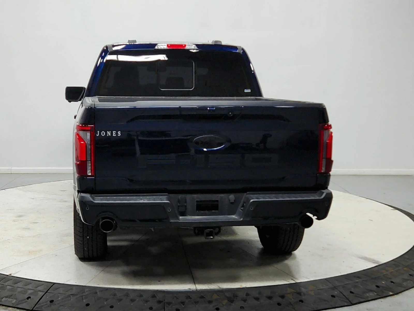 Used 2024 Blue Ford Lariat image 7