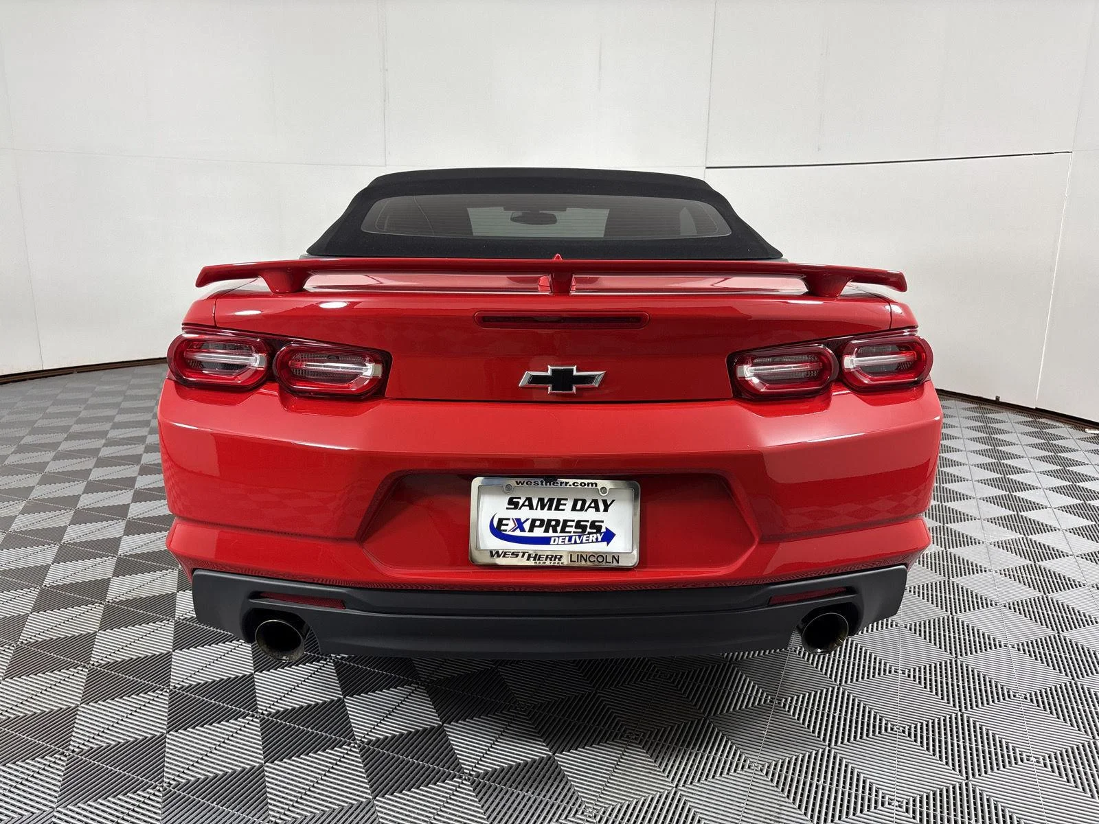 Used 2023 Red Hot Chevrolet LT1 image 16