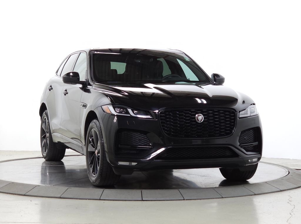 2022 Jaguar F-PACE P250 S's photo