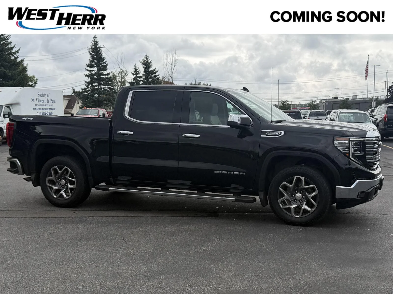 Used 2025 Onyx Black GMC SLT image 1