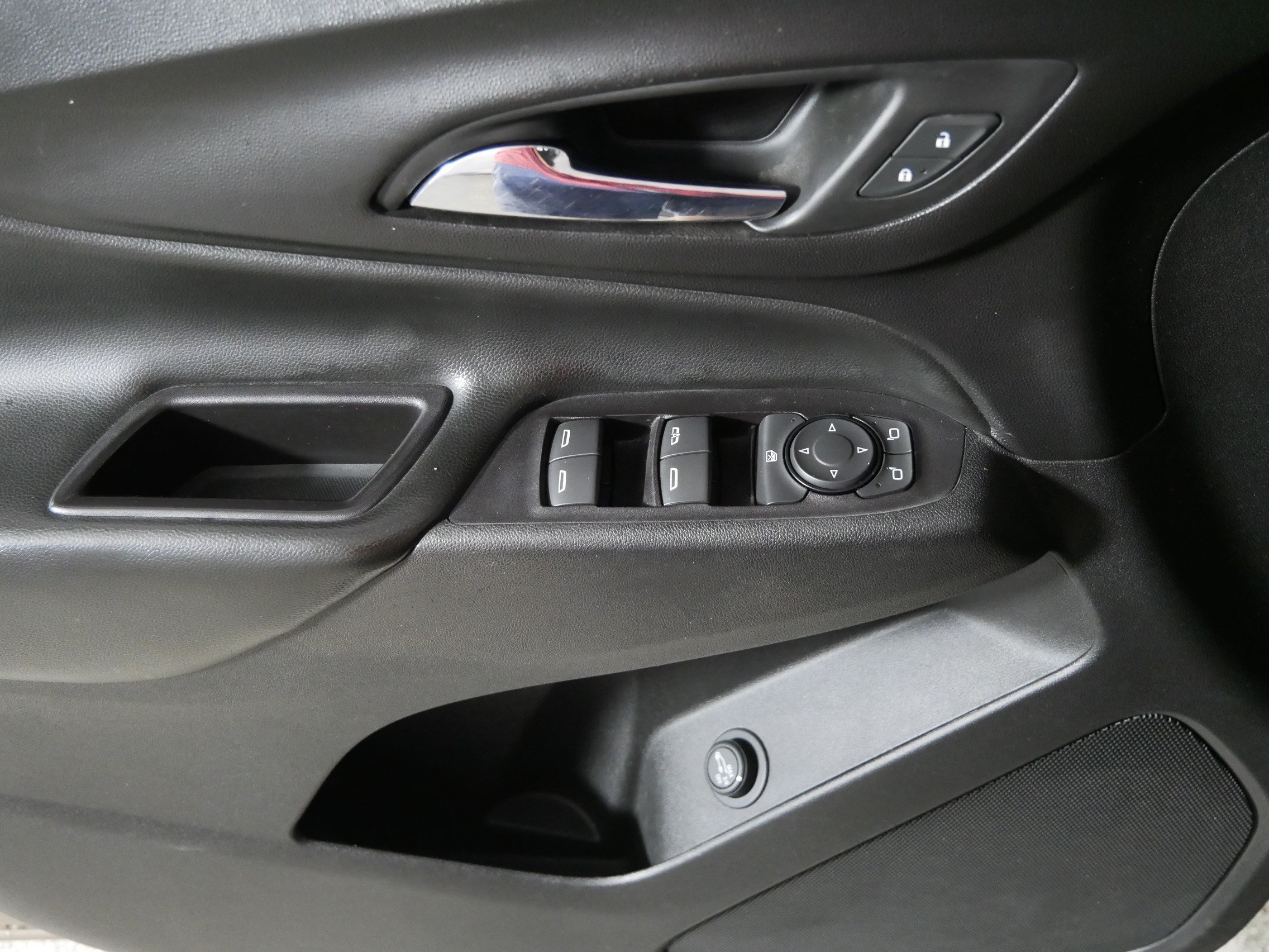 Used 2019 SANDY RIDGE METALLIC Chevrolet LT image 19