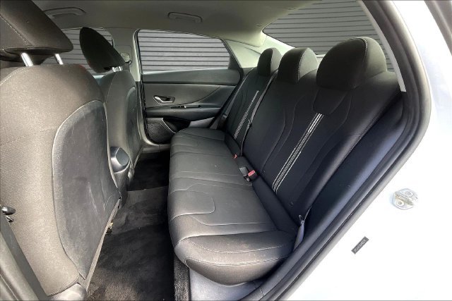 2021 Hyundai Elantra SEL - Photo 24