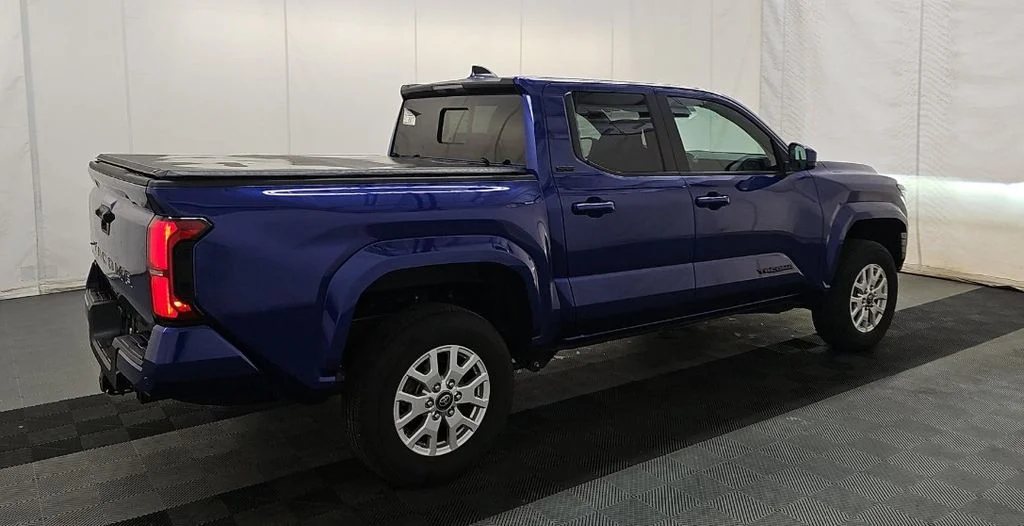 Used 2024 Blue Toyota SR5 image 4