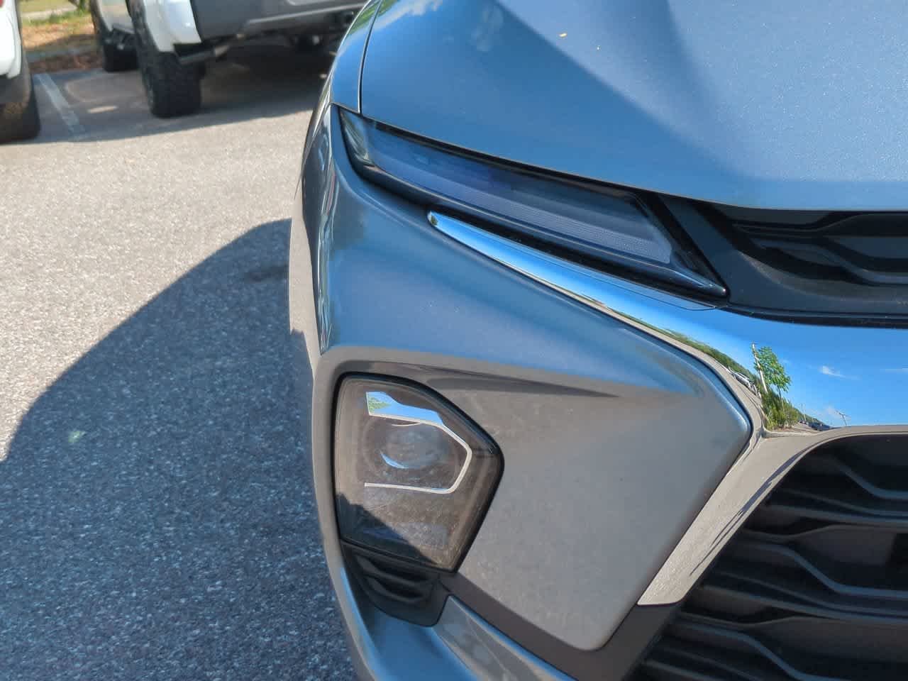 Used 2025 Sterling Gray Metallic Chevrolet LT image 10