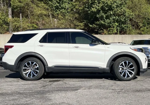 Used 2022 White Ford ST-Line image 2