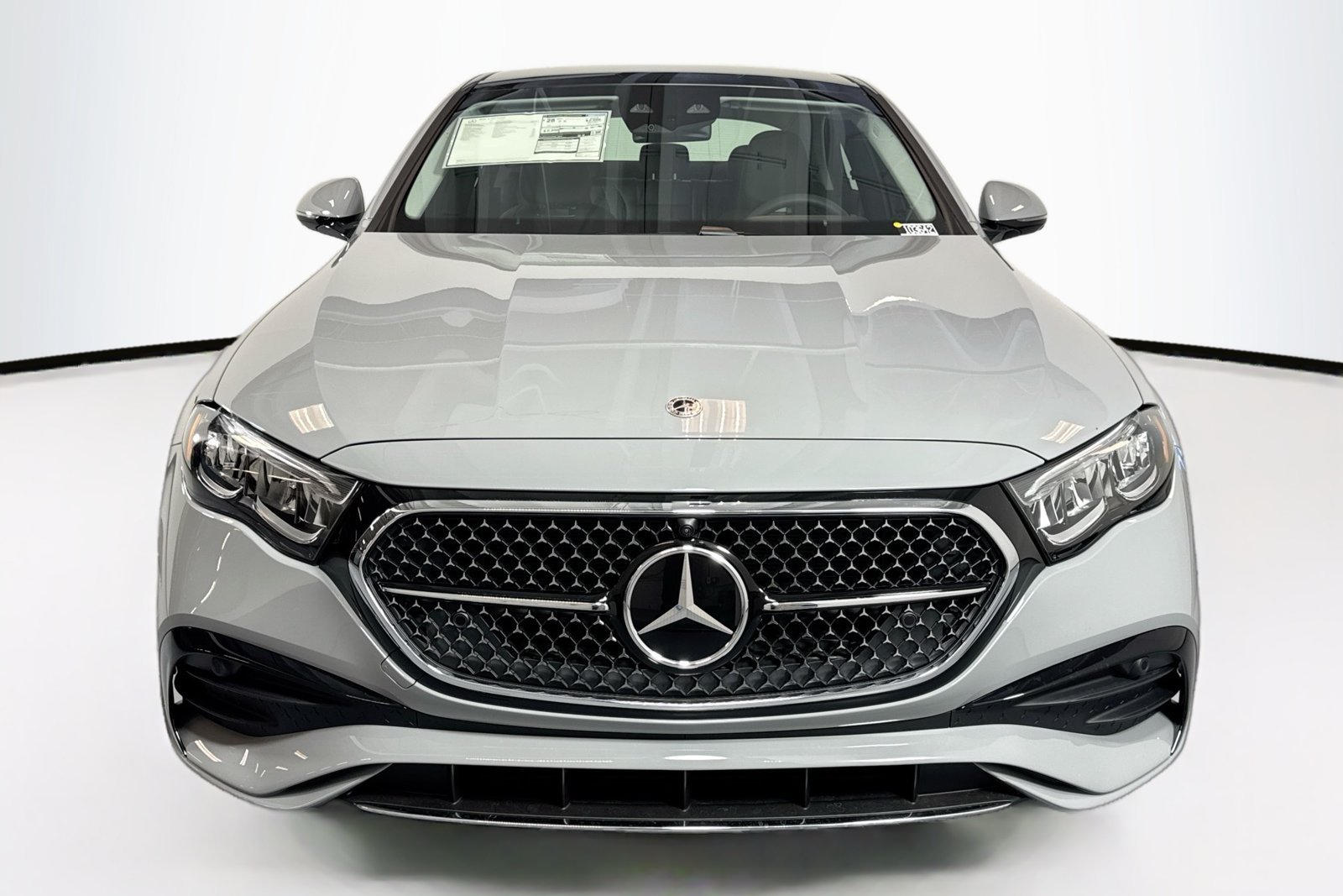 New 2026 MANUFAKTUR Alpine Grey Mercedes-Benz E 350 image 2