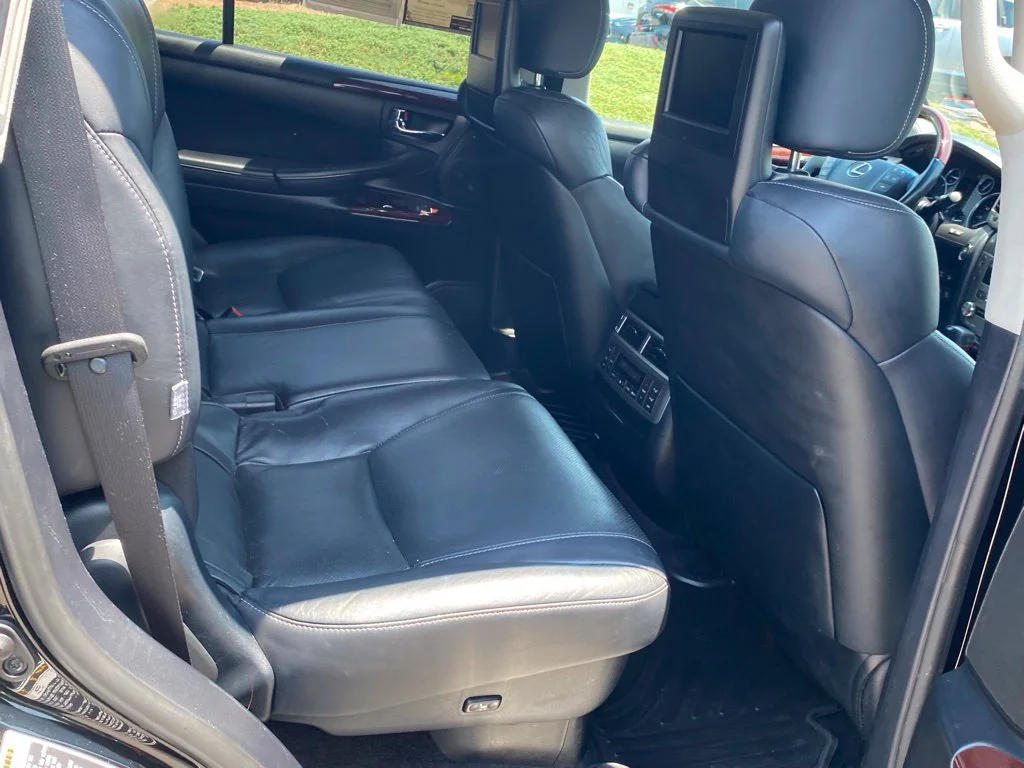 Used 2014 Black Lexus 570 image 14