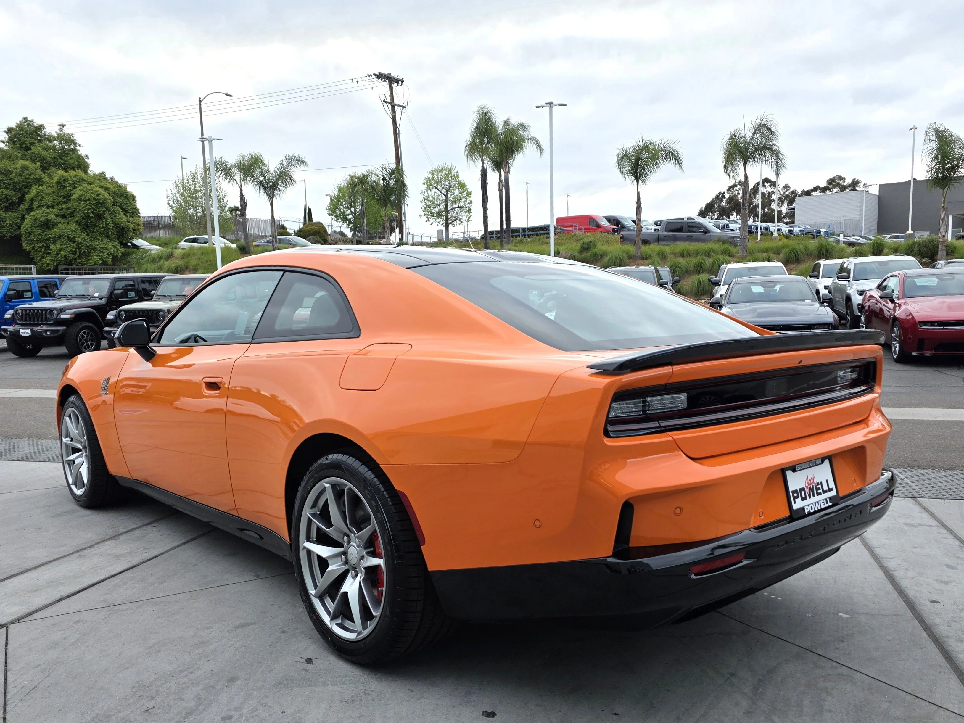2025 Dodge Charger Daytona Scat Pack - Photo 3