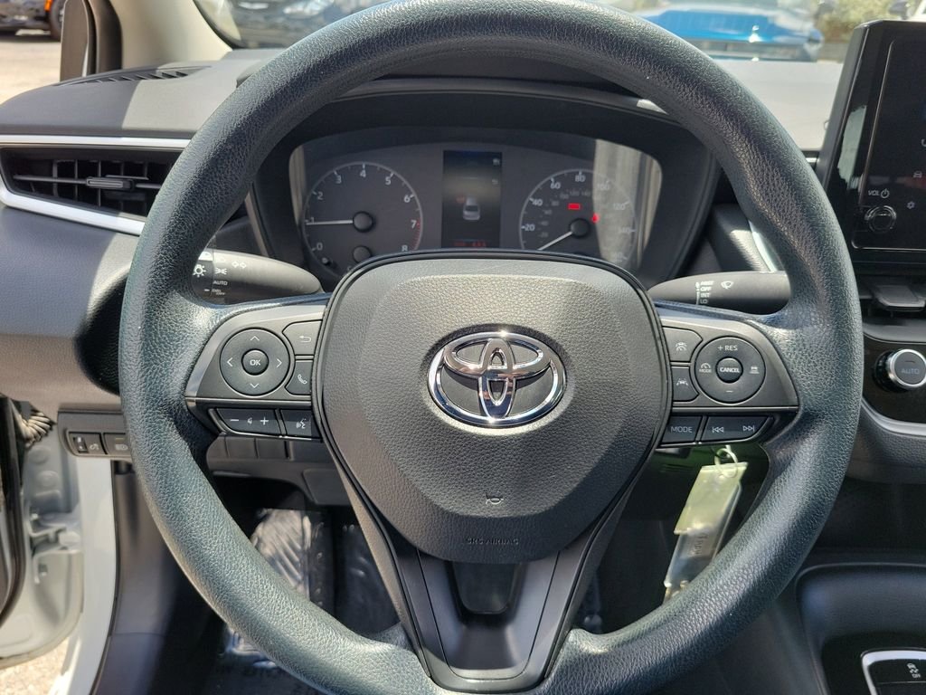Used 2023 White Toyota LE image 24