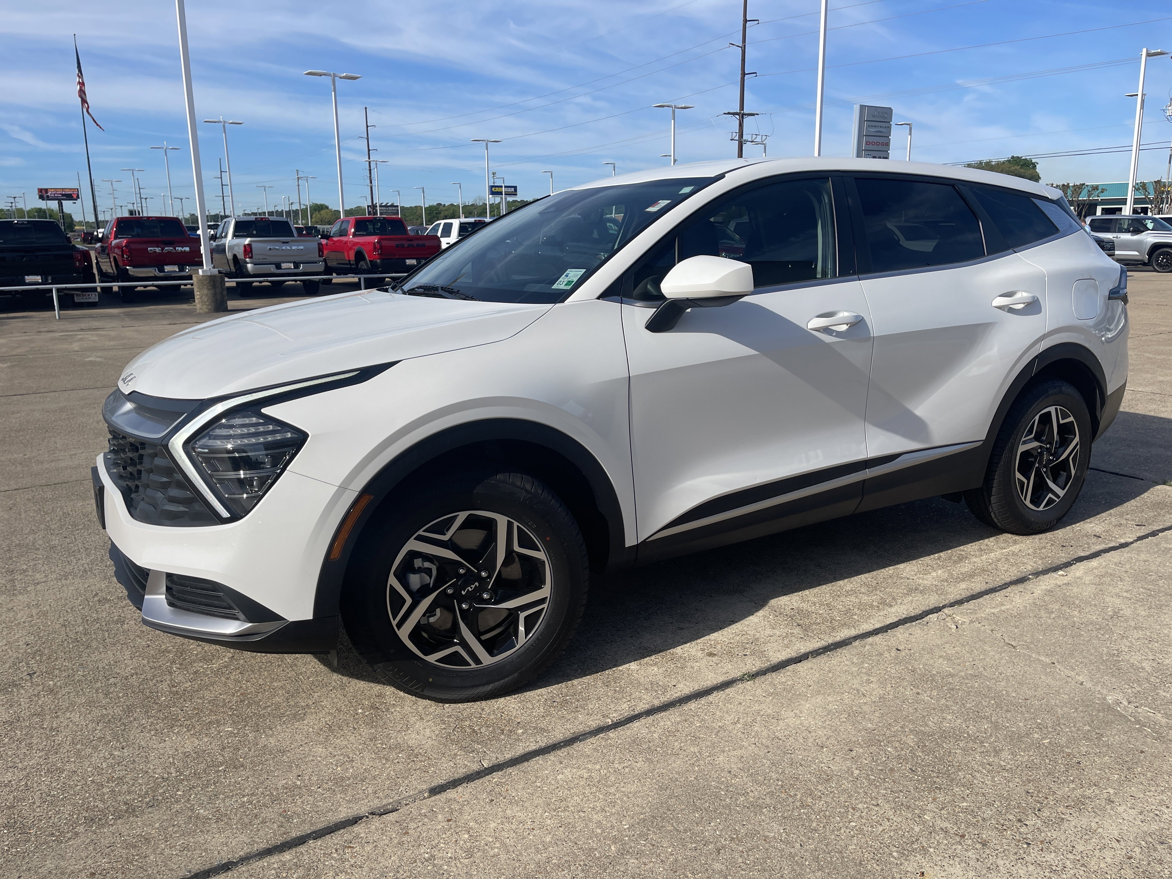 2024 Kia Sportage LX