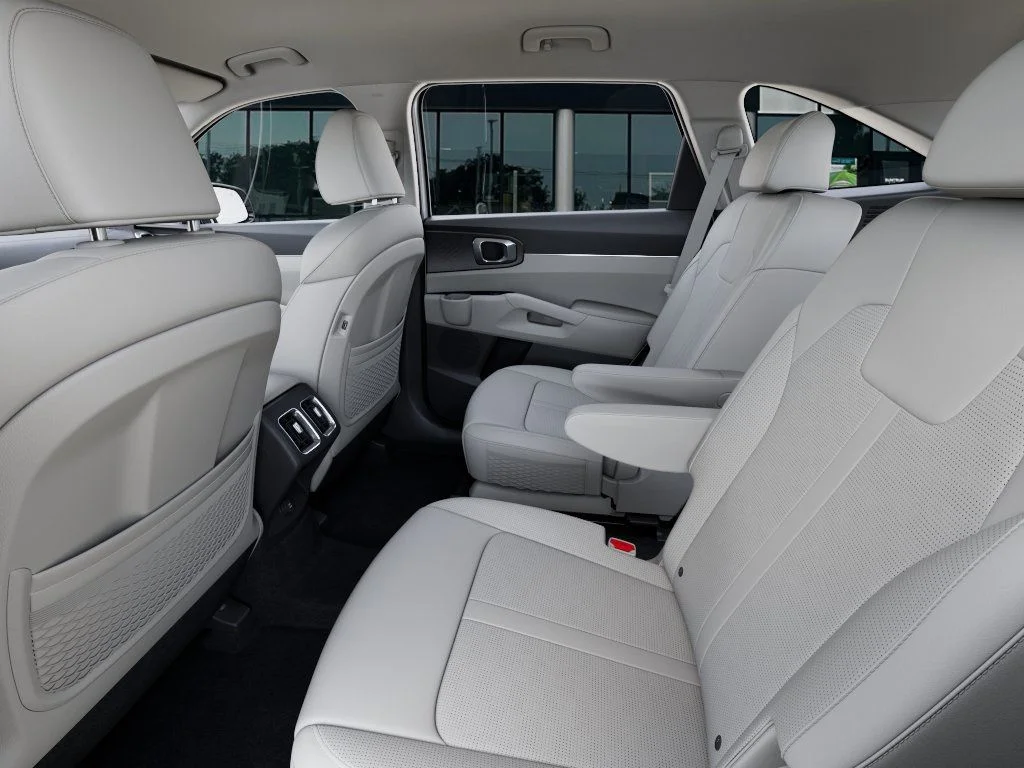 New 2026 Snow White Pearl Kia EX image 19