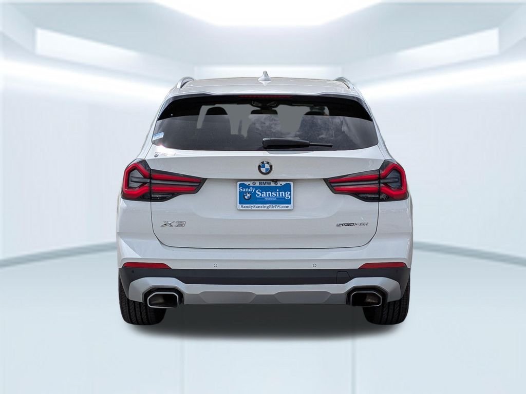Used 2023 White BMW sDrive30i image 4