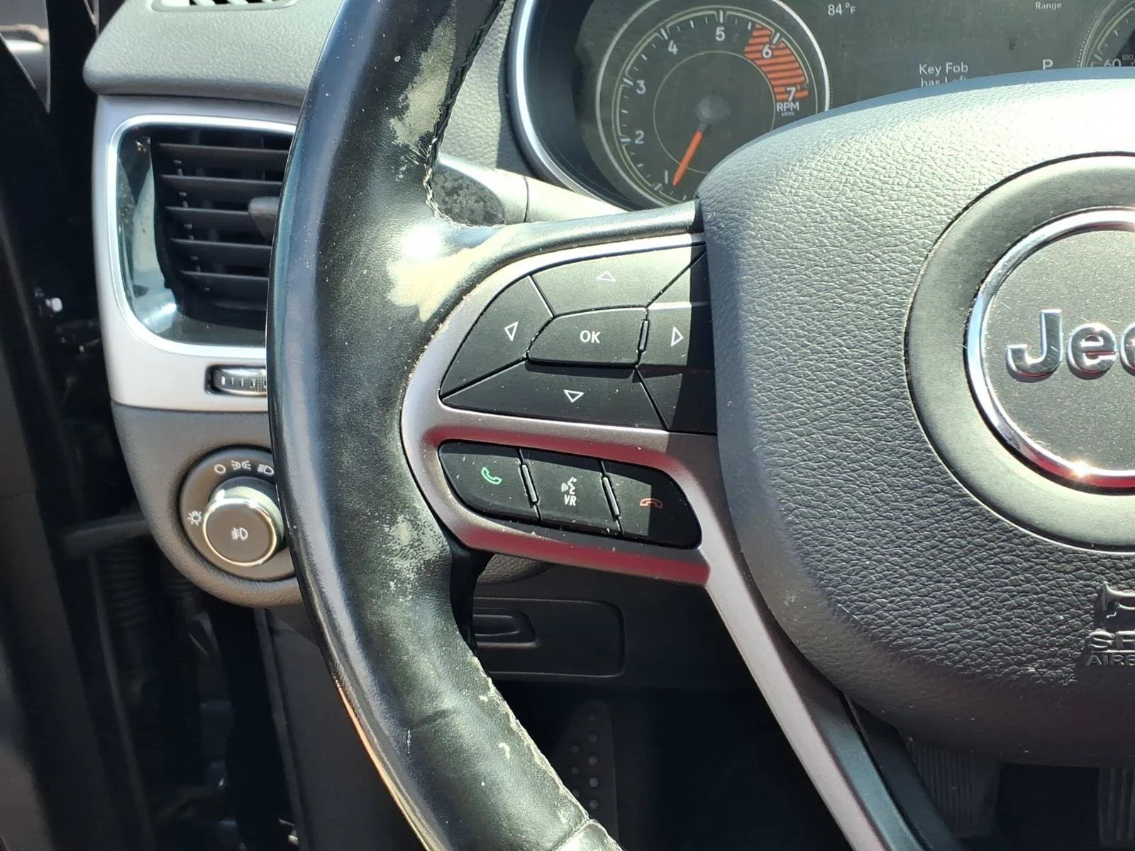 Used 2020 Diamond Black Crystal Pearlcoat Jeep Limited image 17