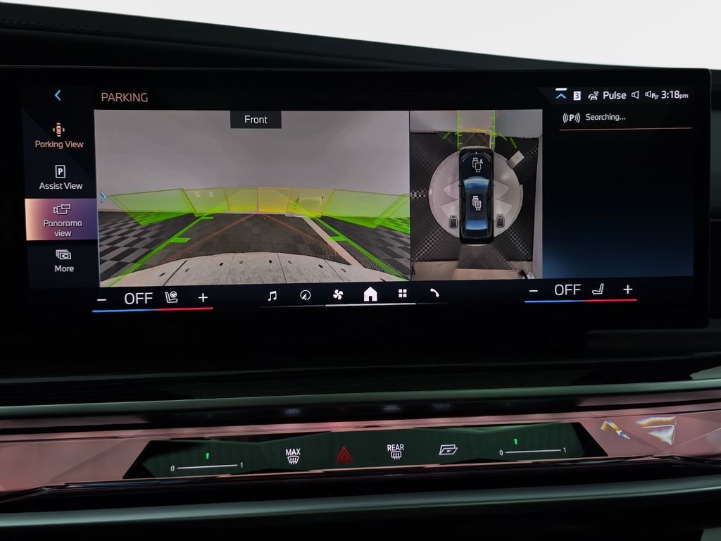 New 2026 Black Sapphire Metallic BMW 750e xDrive image 23