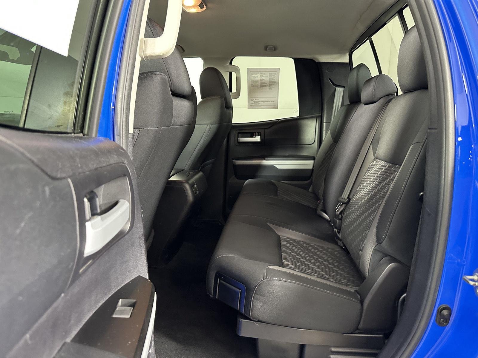 Used 2020 Voodoo Blue Toyota SR5 image 42