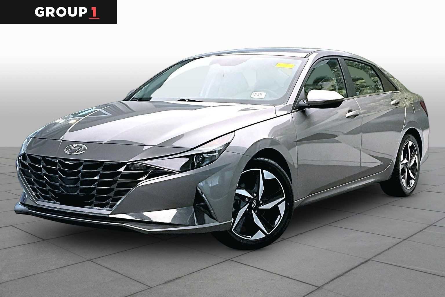 Pre-Owned 2023 Hyundai Elantra Limited