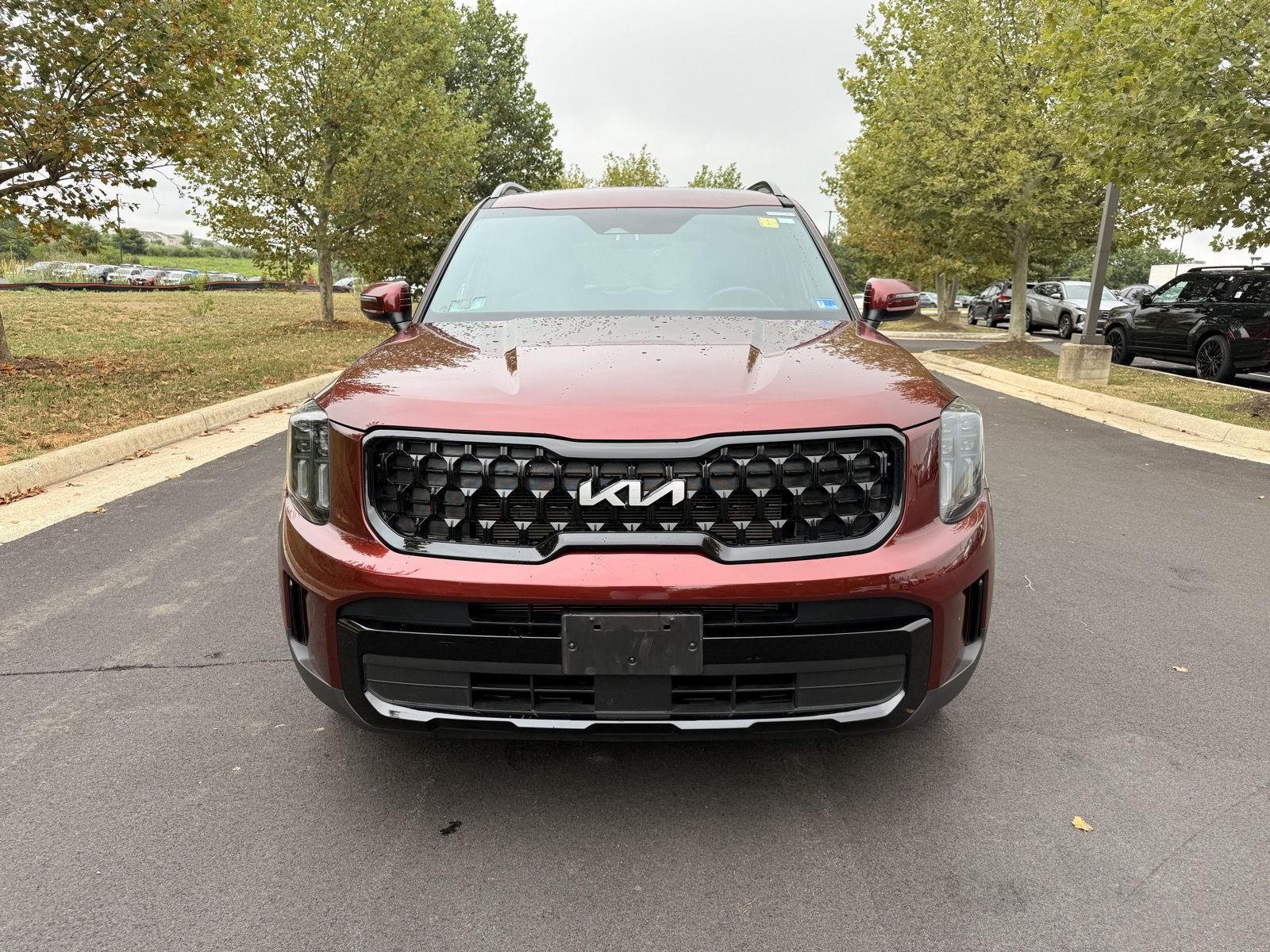 Used 2024 Dawning Red Kia EX X-Line image 3