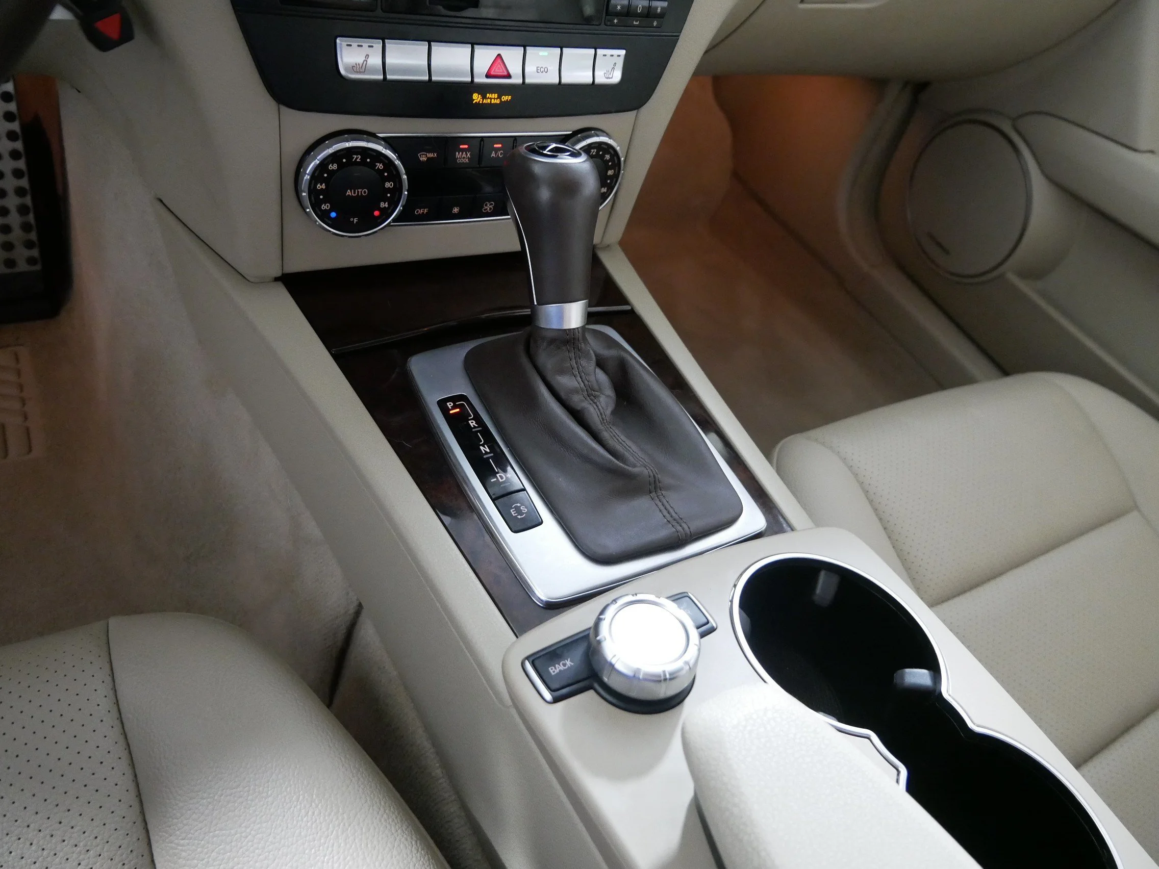 Used 2014 Diamond White Metallic Mercedes-Benz C 300 Sport image 24