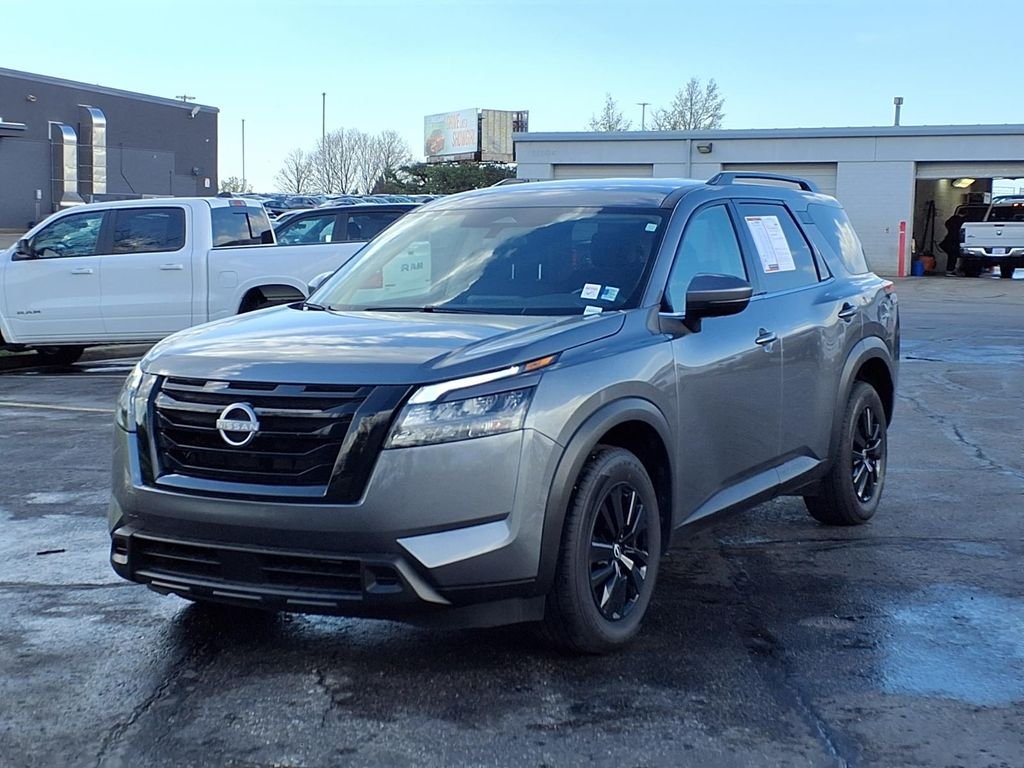 Used 2025 Nissan Pathfinder SV with VIN 5N1DR3BC8SC205854 for sale in Kansas City