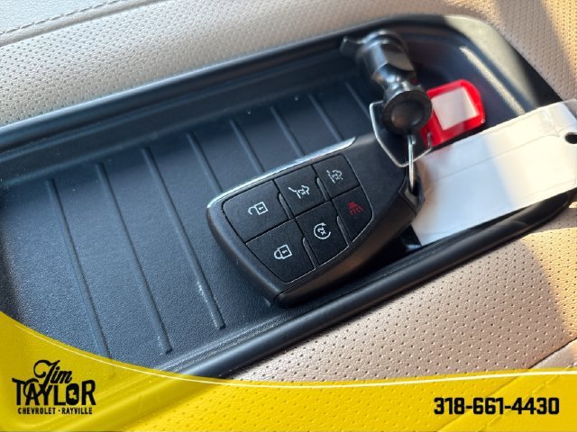 Used 2023 SUMMIT WHITE Chevrolet Premier image 27