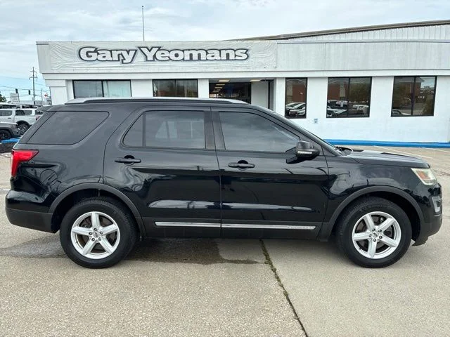 Certified Used 2017 Shadow Black Ford XLT image 9