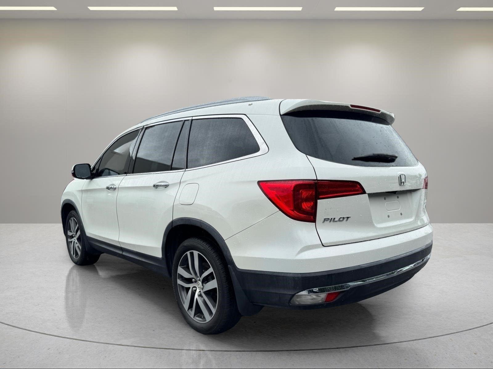 2017 Honda Pilot Elite - Photo 8