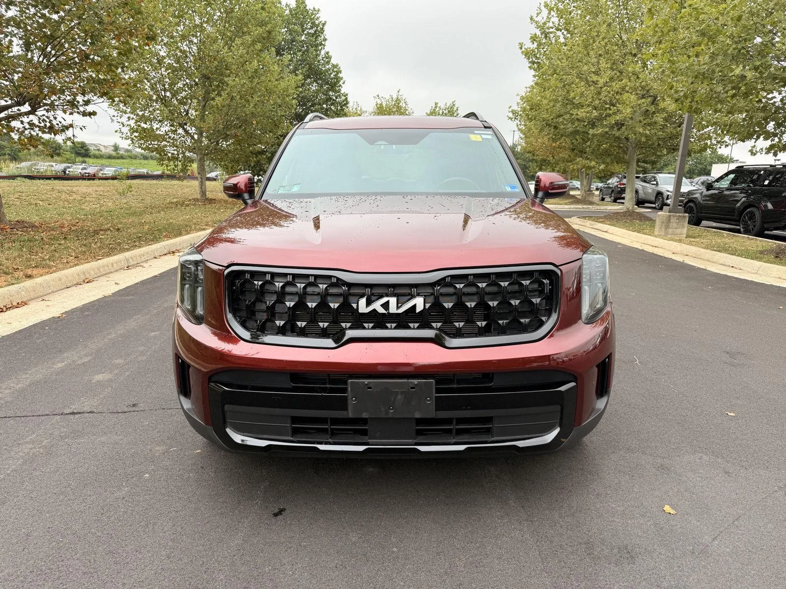 Used 2024 Dawning Red Kia EX X-Line image 3