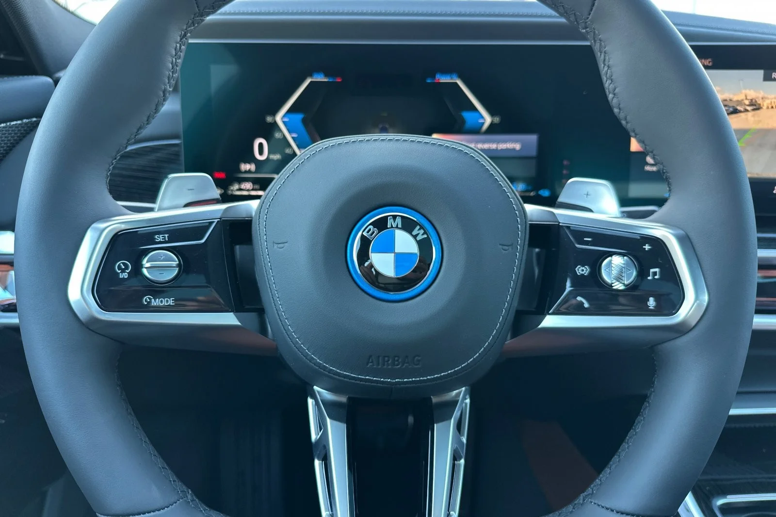 2026 BMW 7 Series 750e - Photo 22