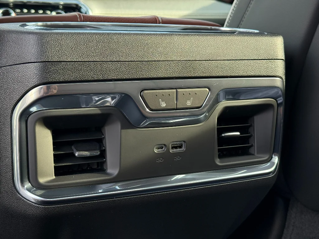 2026 GMC Sierra 2500HD Denali Ultimate - Photo 29